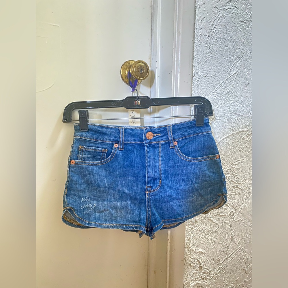 Kendall & Kylie Classic Blue Jean Shorts